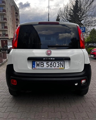 Fiat Panda cena 19678 przebieg: 201000, rok produkcji 2016 z Warszawa małe 121